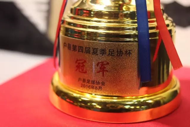 皇马客场失利，历史耻辱重现，姆巴佩表现引发争议