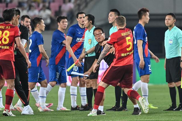 翁晓玲出访补助争议发声 强调监督态度坚定